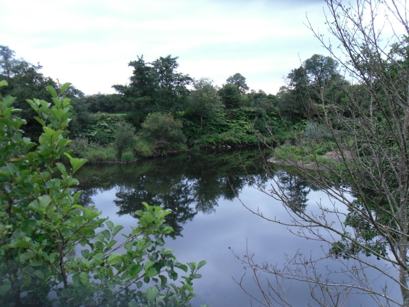 Loughor, holding pool